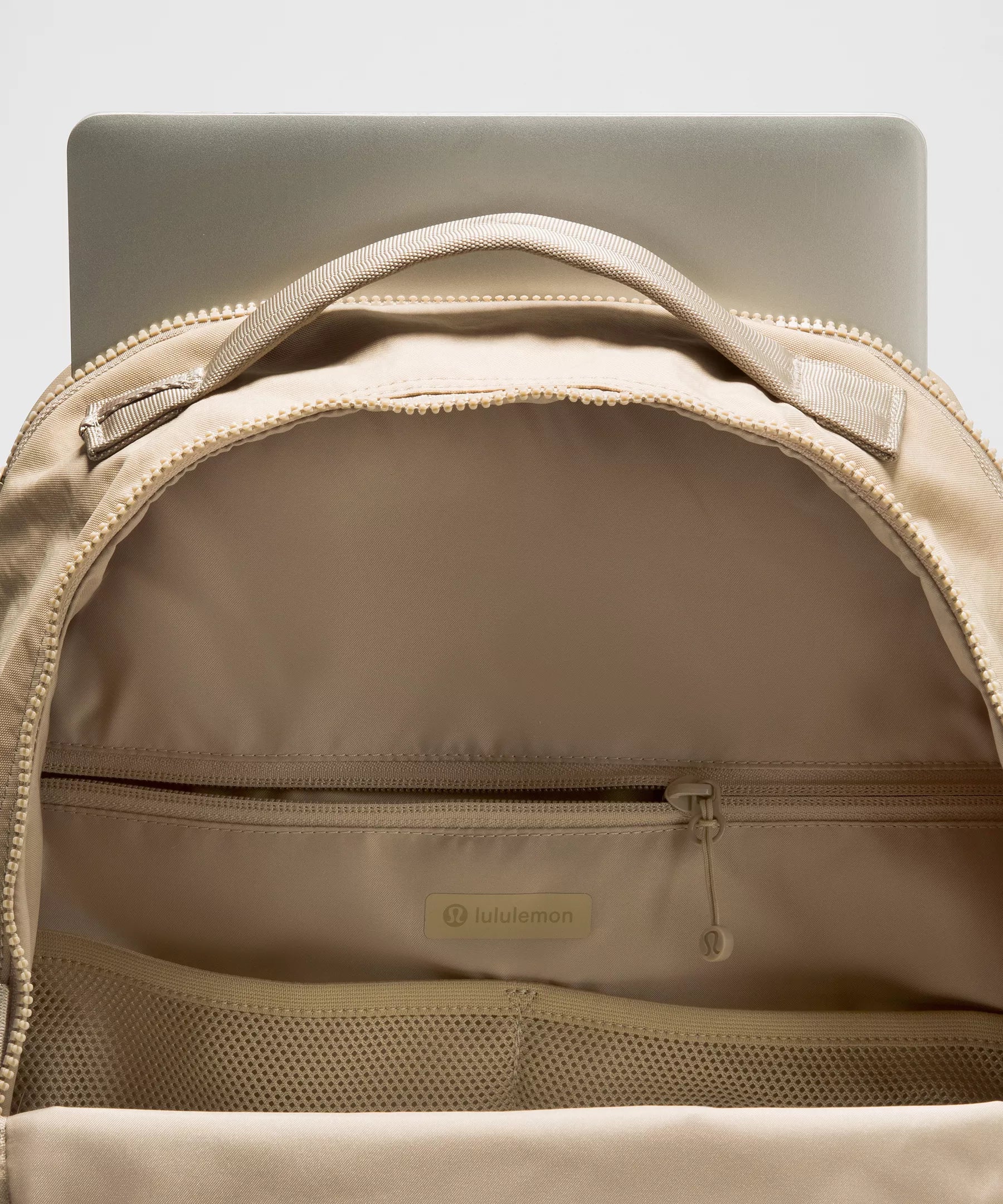 New Crew Backpack 22L