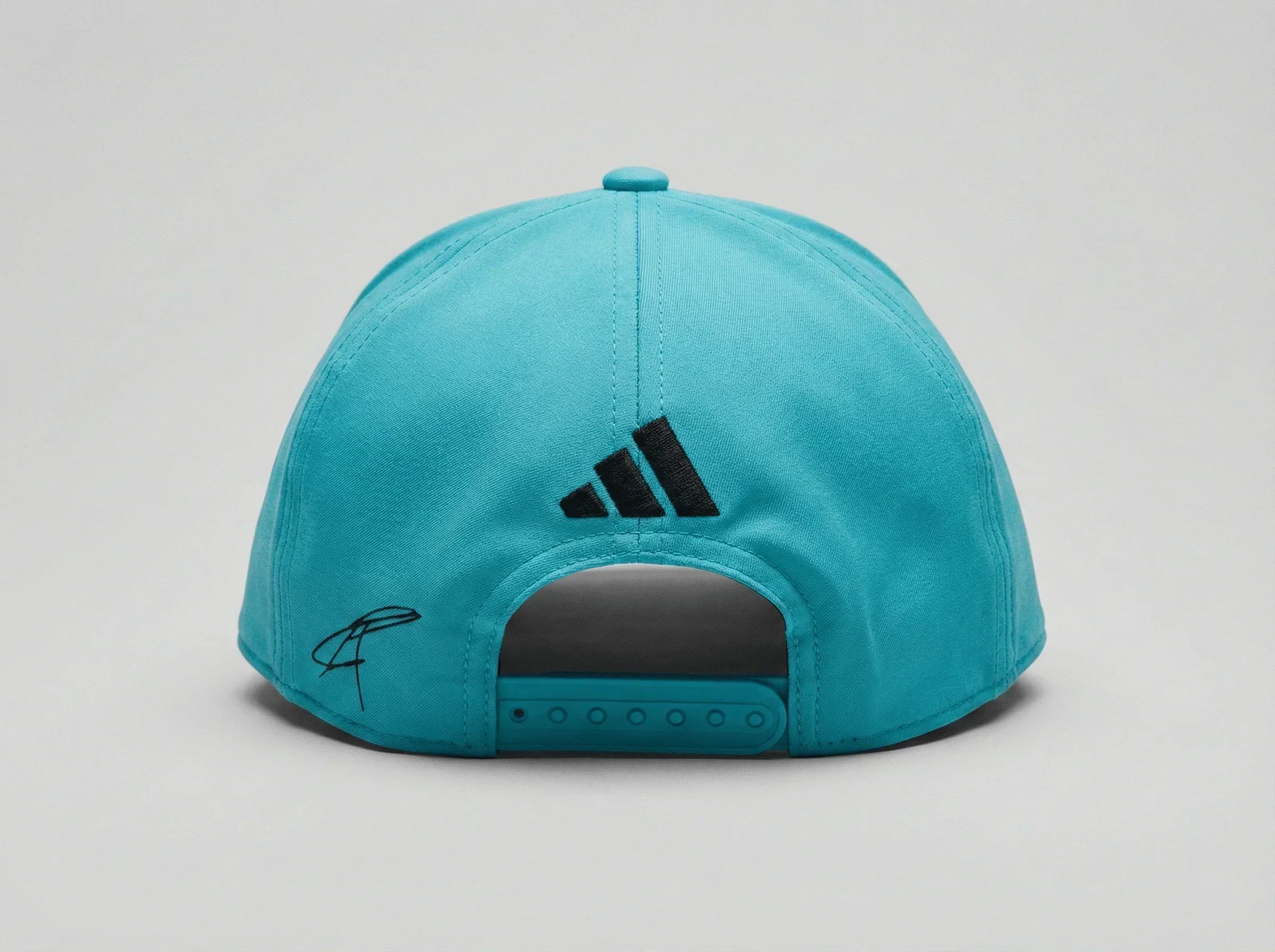 Mercedes AMG Petronas F1 2026 George Russell Team Hat Light Blue