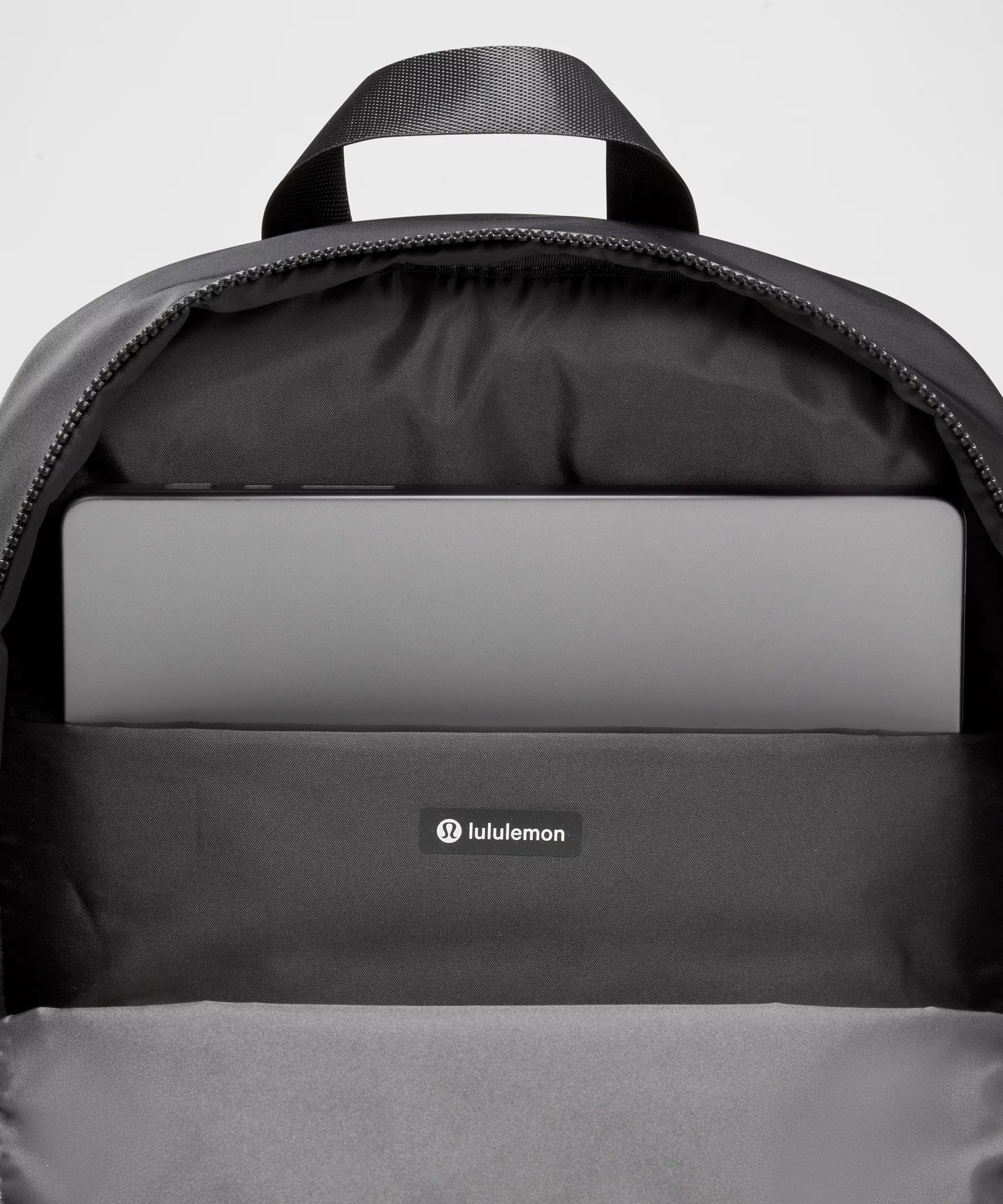 Everywhere Backpack 22L